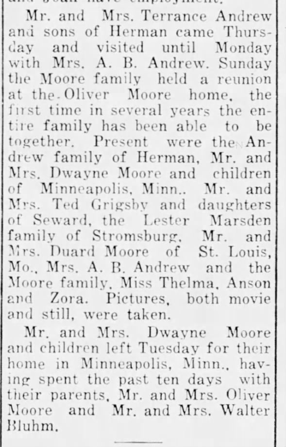 Banner Press Ulysses news 26 Aug 1954 Moore family reunion